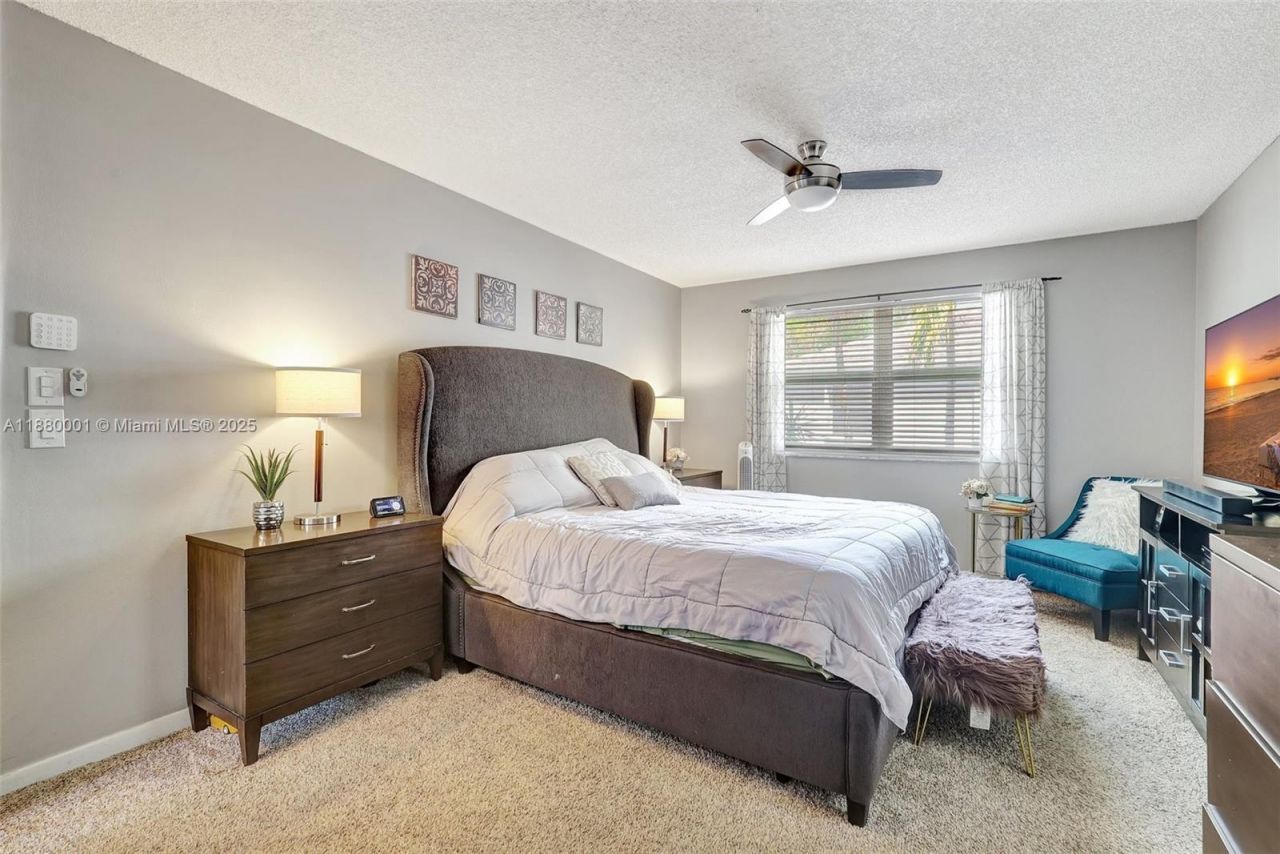 9900 NW 2nd Ct, Plantation, FL 33324 Photo