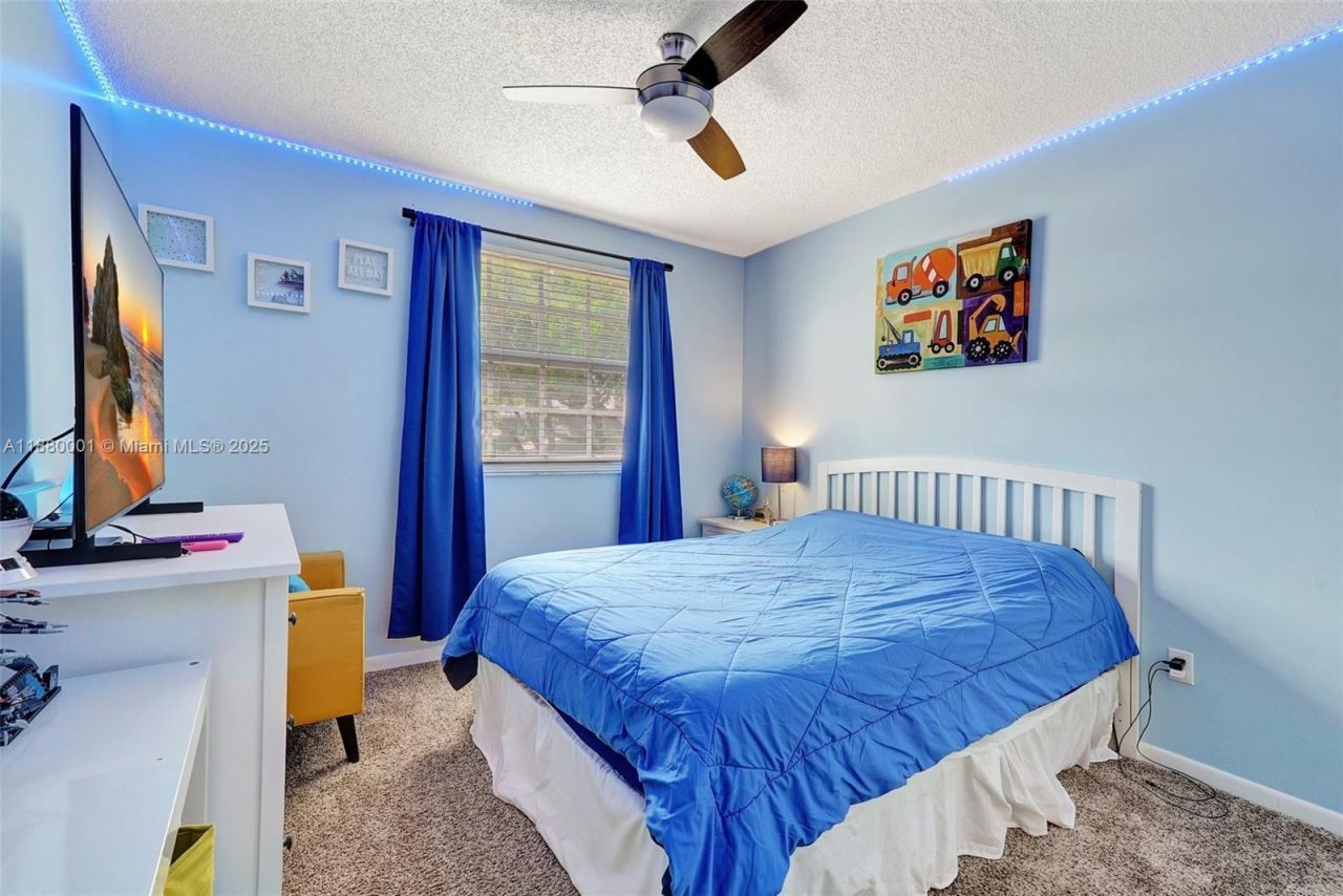 9900 NW 2nd Ct, Plantation, FL 33324 Photo