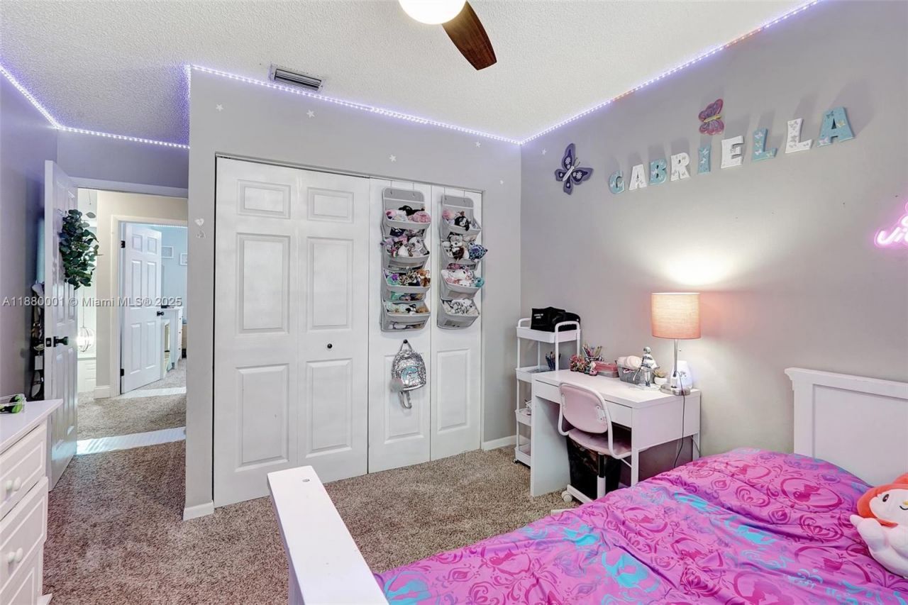 9900 NW 2nd Ct, Plantation, FL 33324 Photo