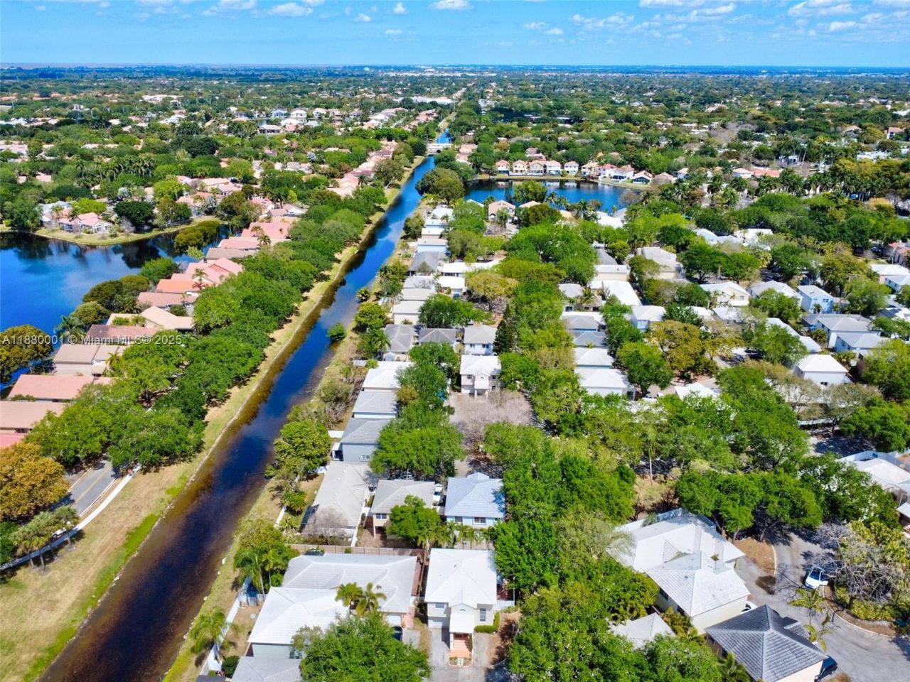 9900 NW 2nd Ct, Plantation, FL 33324 Photo