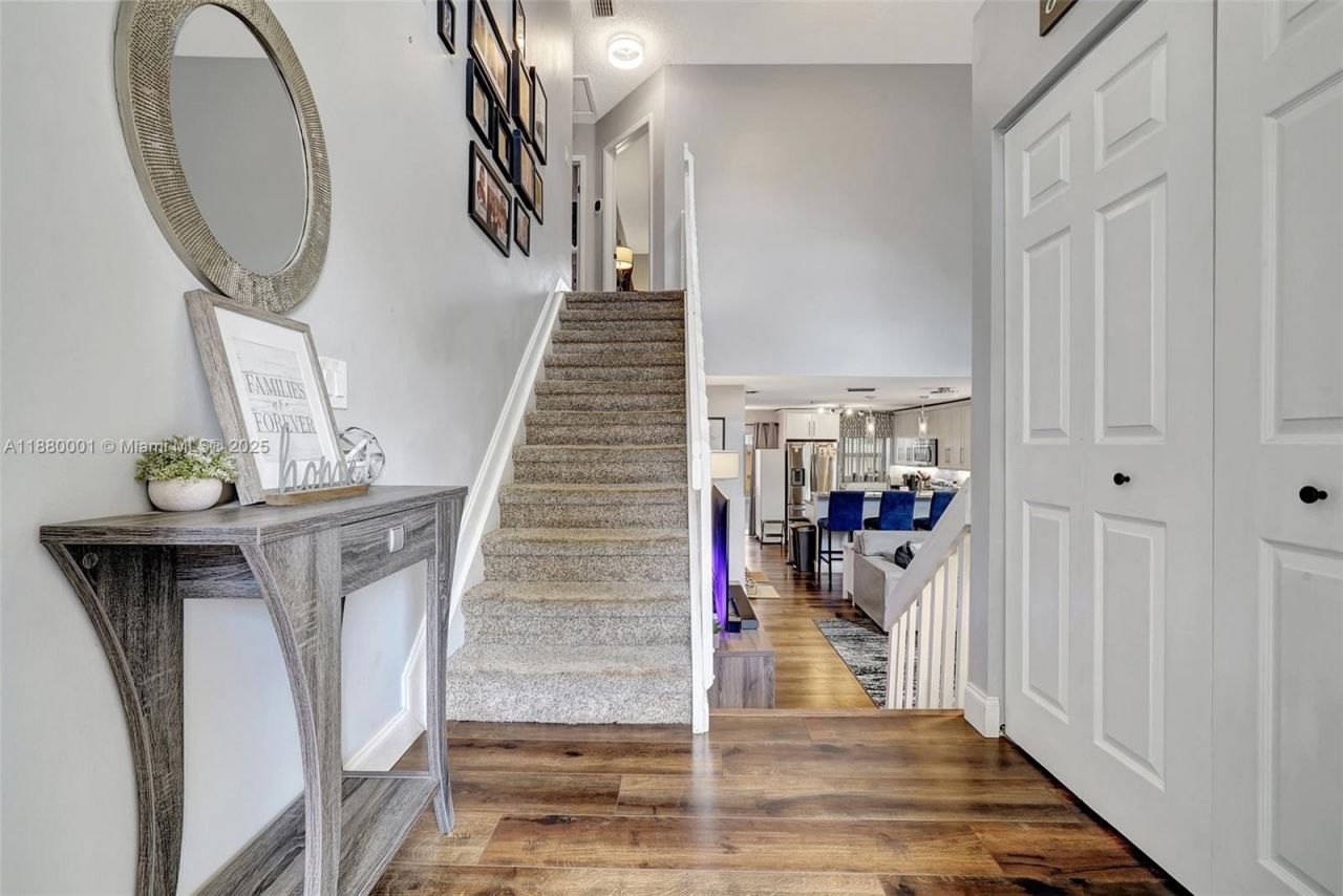 9900 NW 2nd Ct, Plantation, FL 33324 Photo