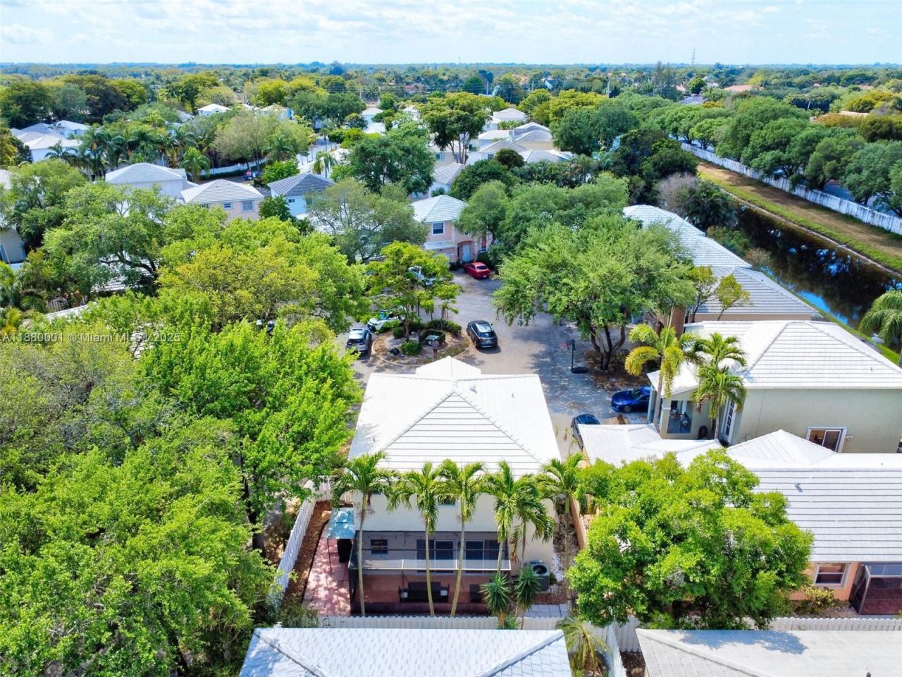 9900 NW 2nd Ct, Plantation, FL 33324 Photo