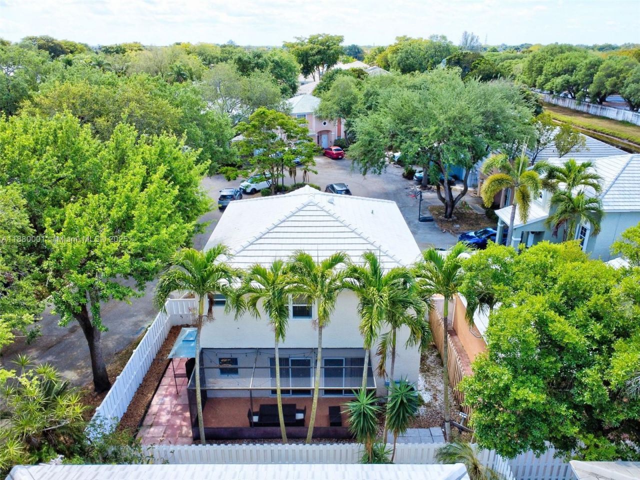 9900 NW 2nd Ct, Plantation, FL 33324 Photo