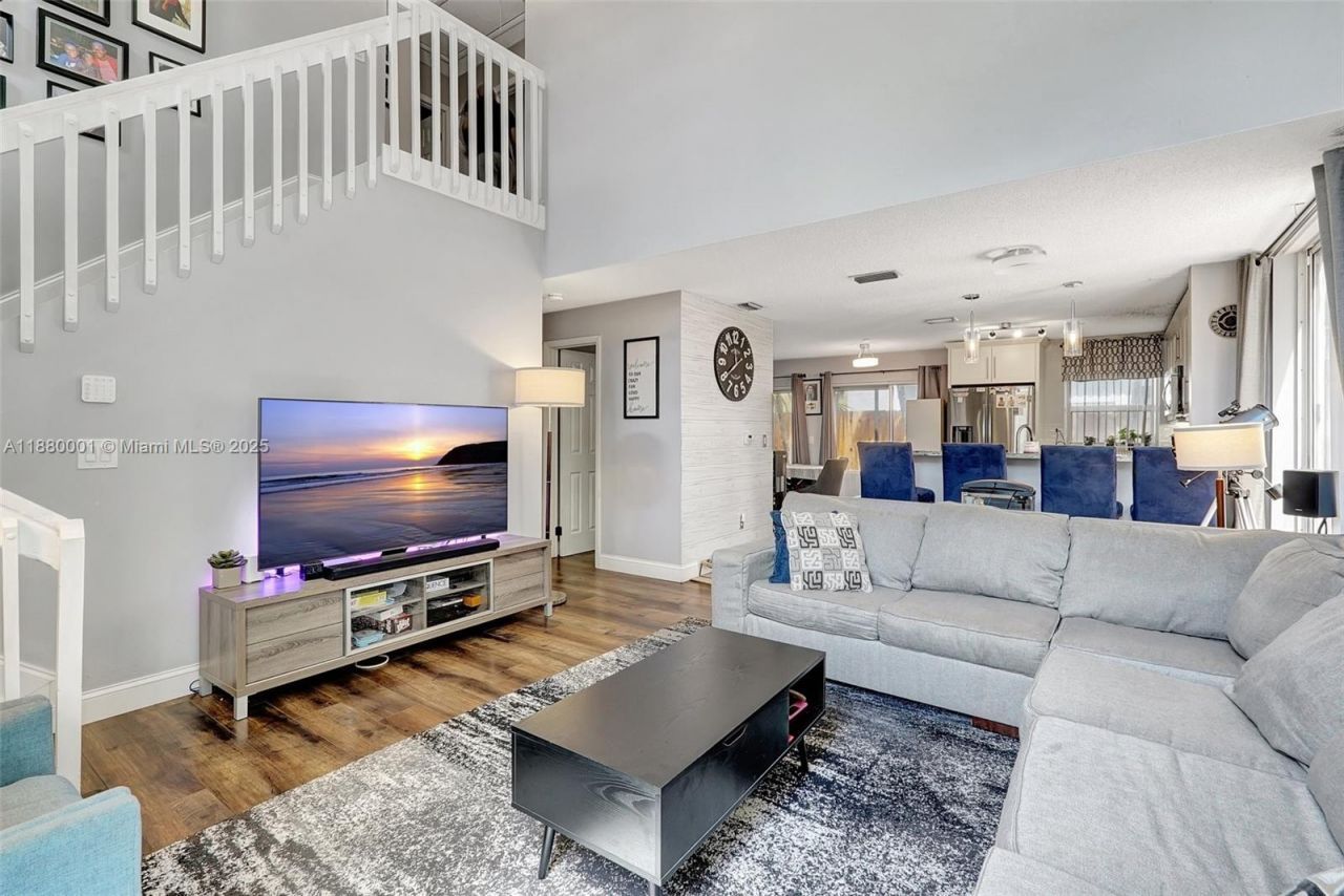 9900 NW 2nd Ct, Plantation, FL 33324 Photo