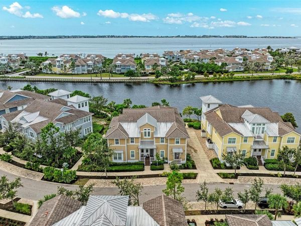 258 SAPPHIRE LAKE DRIVE, Unit 202, BRADENTON, FL 34209