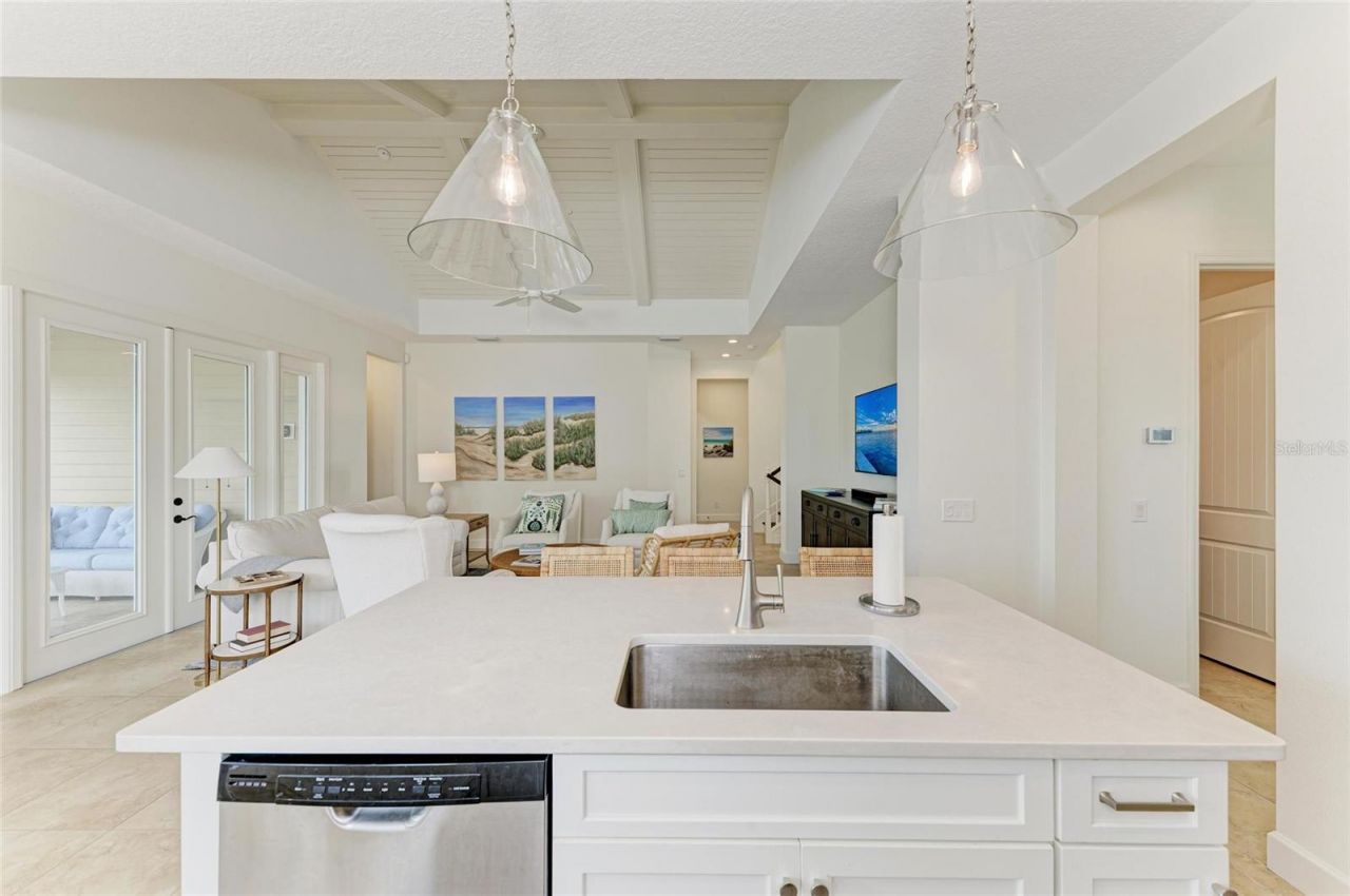 258 Sapphire Lake Drive, Unit 202, Bradenton, FL 34209 Photo