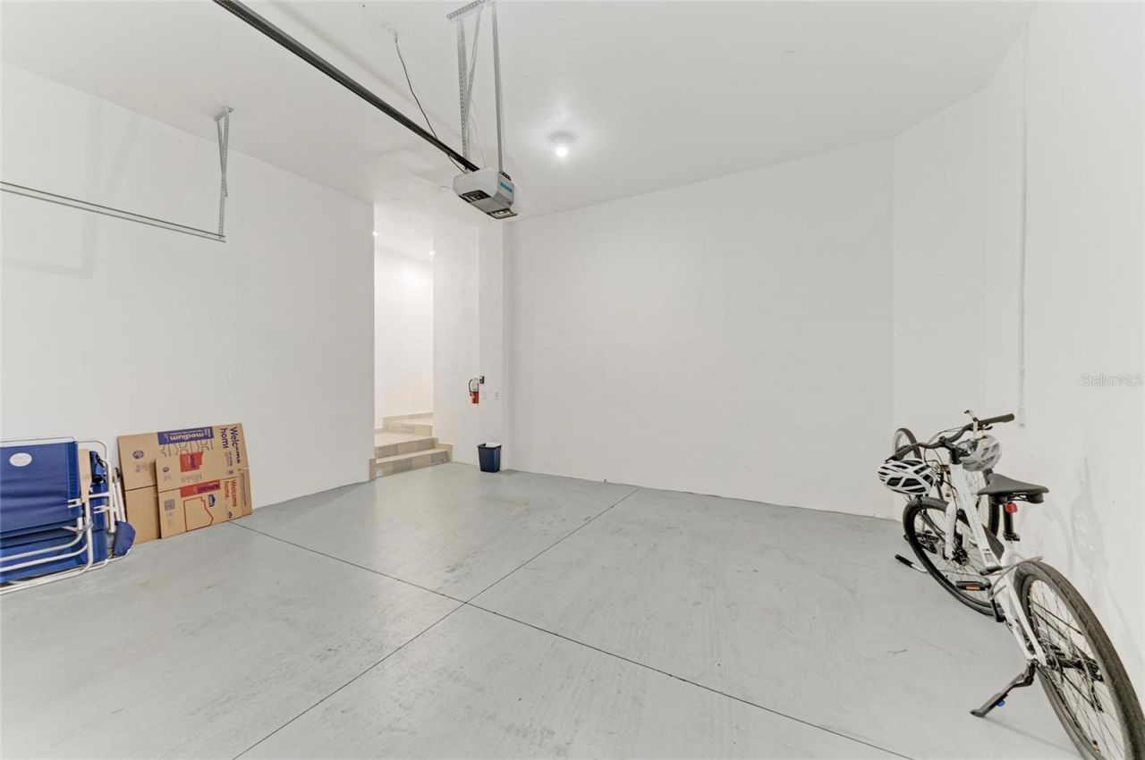 258 Sapphire Lake Drive, Unit 202, Bradenton, FL 34209 Photo