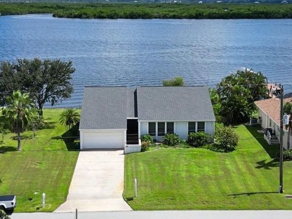 3000 PEACE RIVER DRIVE, PUNTA GORDA, FL 33983