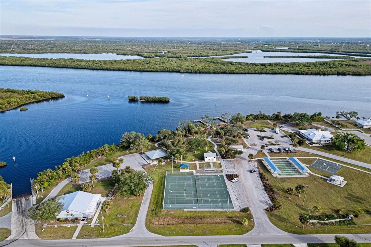 3000 Peace River Drive, Punta Gorda, FL 33983 Photo