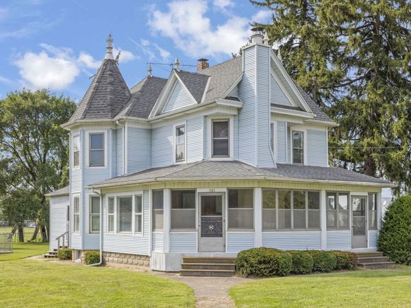 301 N Main Street, Herscher, IL 60941