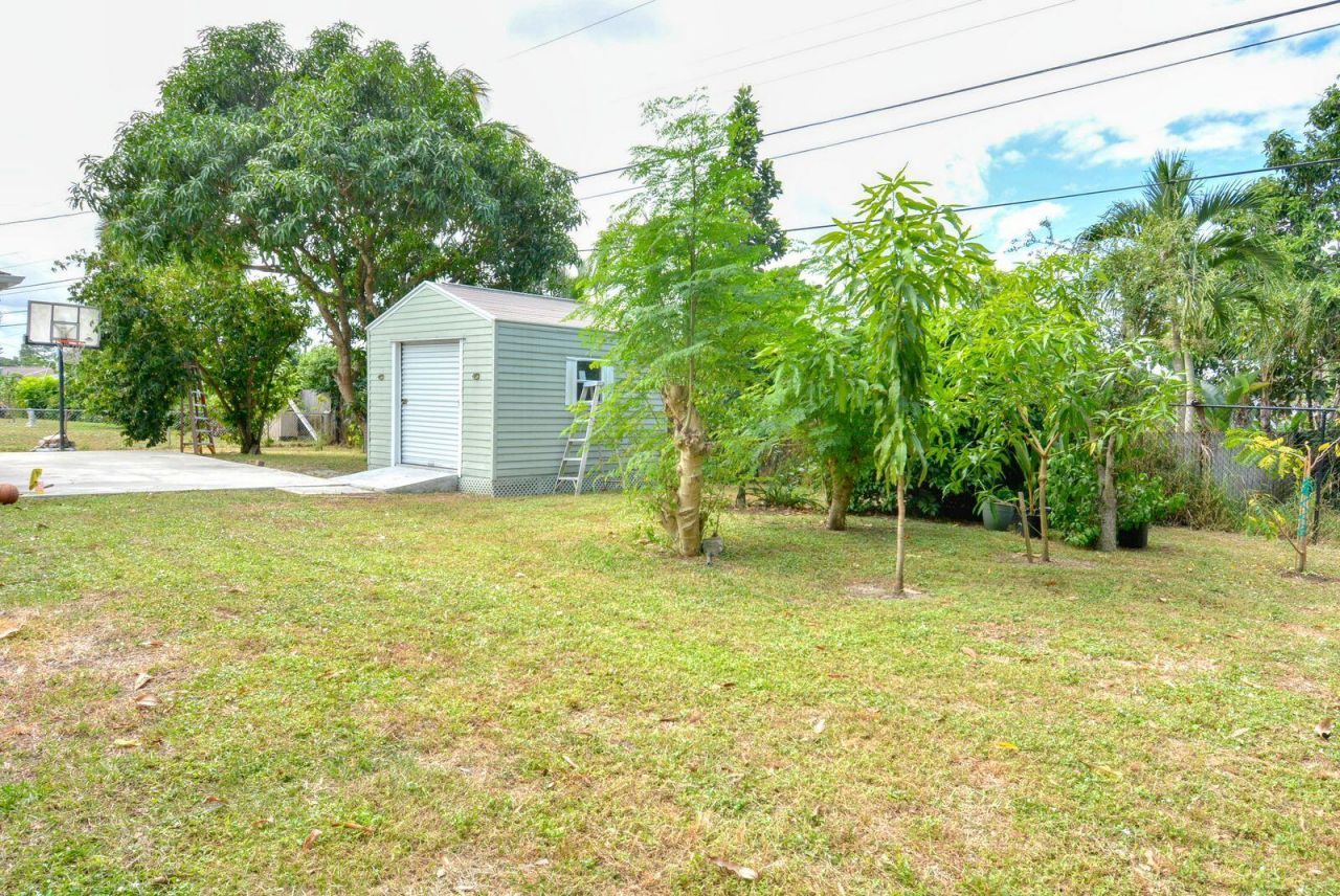 220 W Arbor Avenue, Port Saint Lucie, FL 34952 Photo