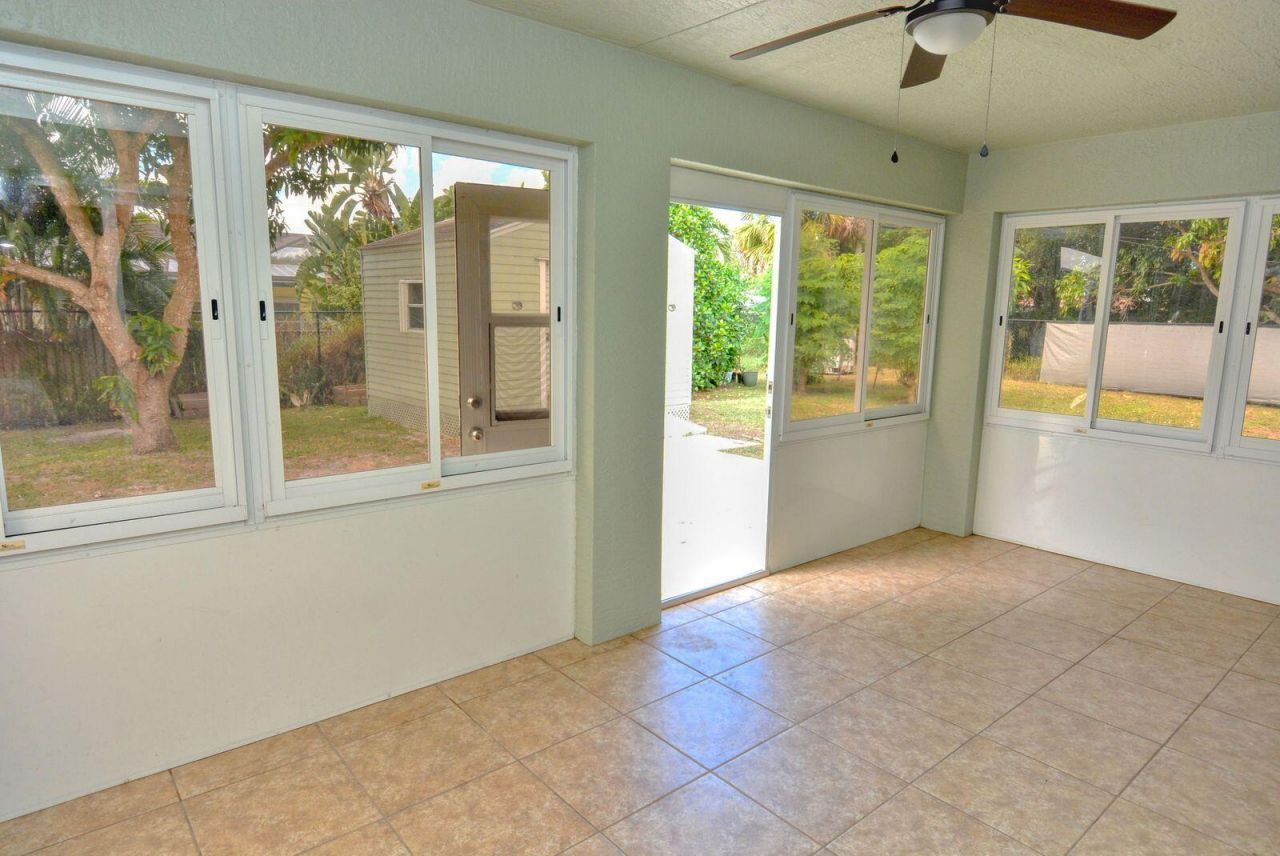 220 W Arbor Avenue, Port Saint Lucie, FL 34952 Photo