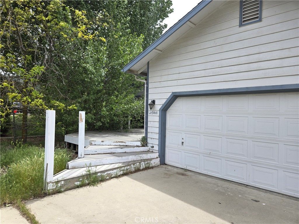 23441 Lakeview Drive, Tehachapi, CA 93581 Main Photo