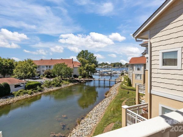 18009 Kings Point Drive, Unit I, Cornelius, NC 28031