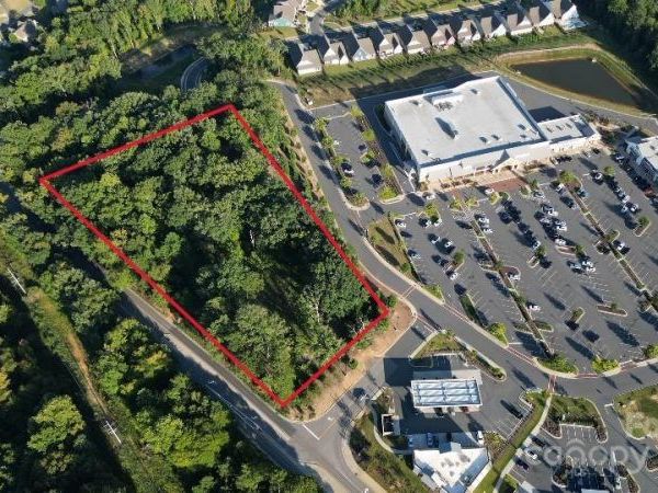 8219 New Town Road , Waxhaw, NC 28173