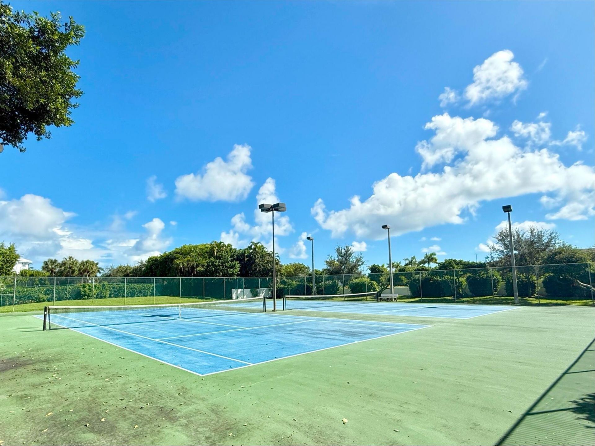 811 Oak Harbour Drive, Juno Beach, FL 33408 Photo