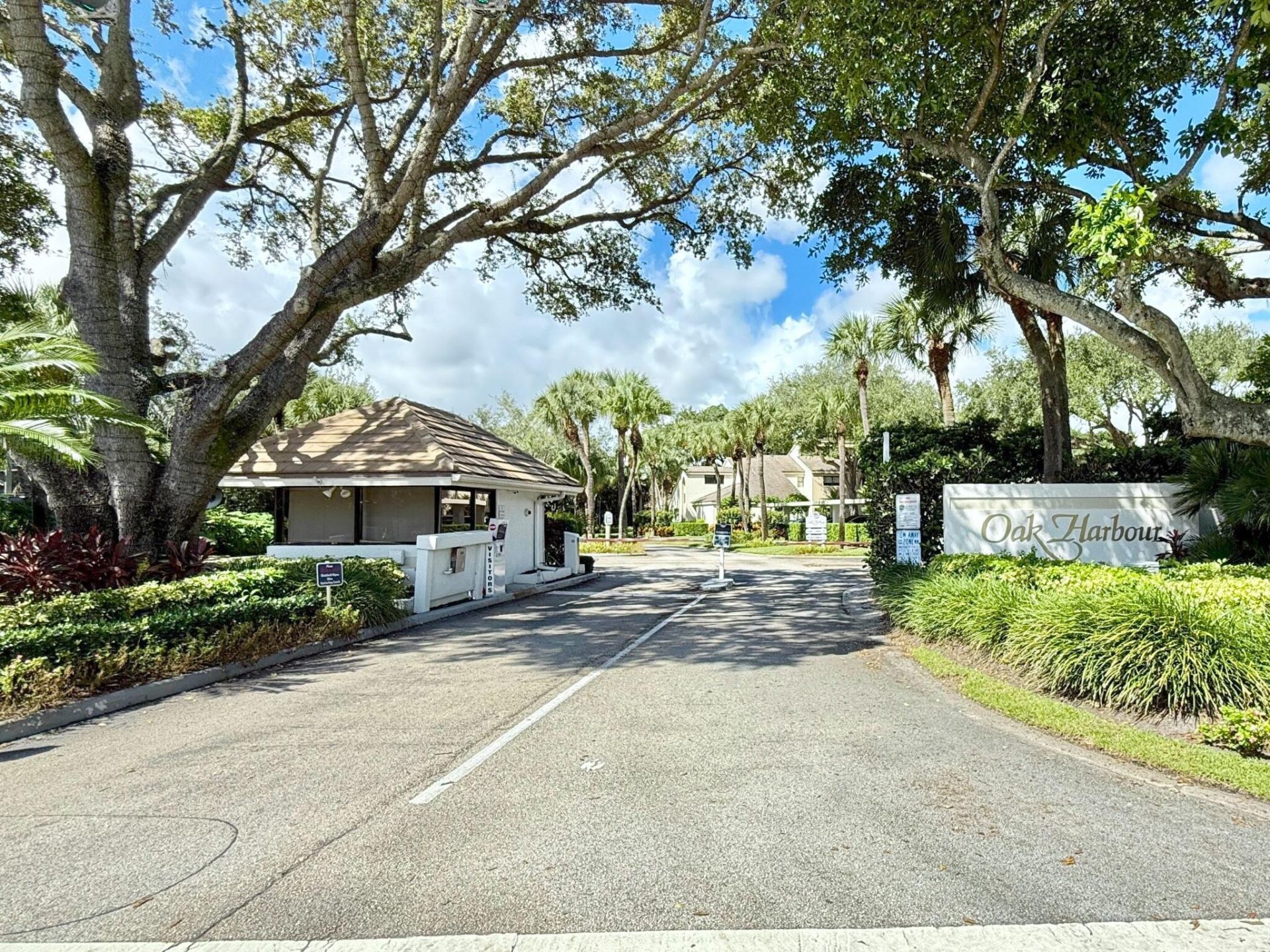 811 Oak Harbour Drive, Juno Beach, FL 33408 Photo