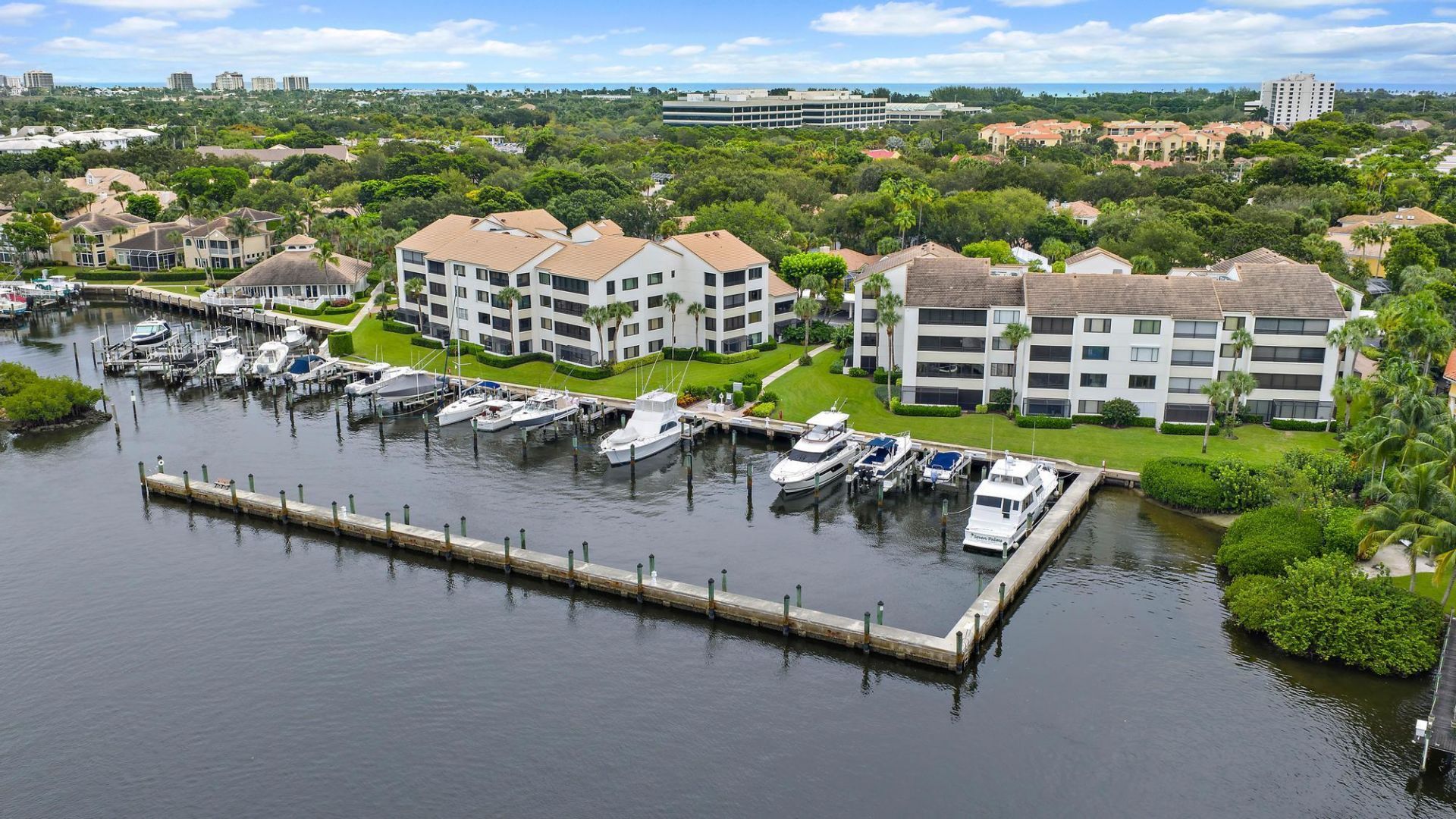 811 Oak Harbour Drive, Juno Beach, FL 33408 Photo