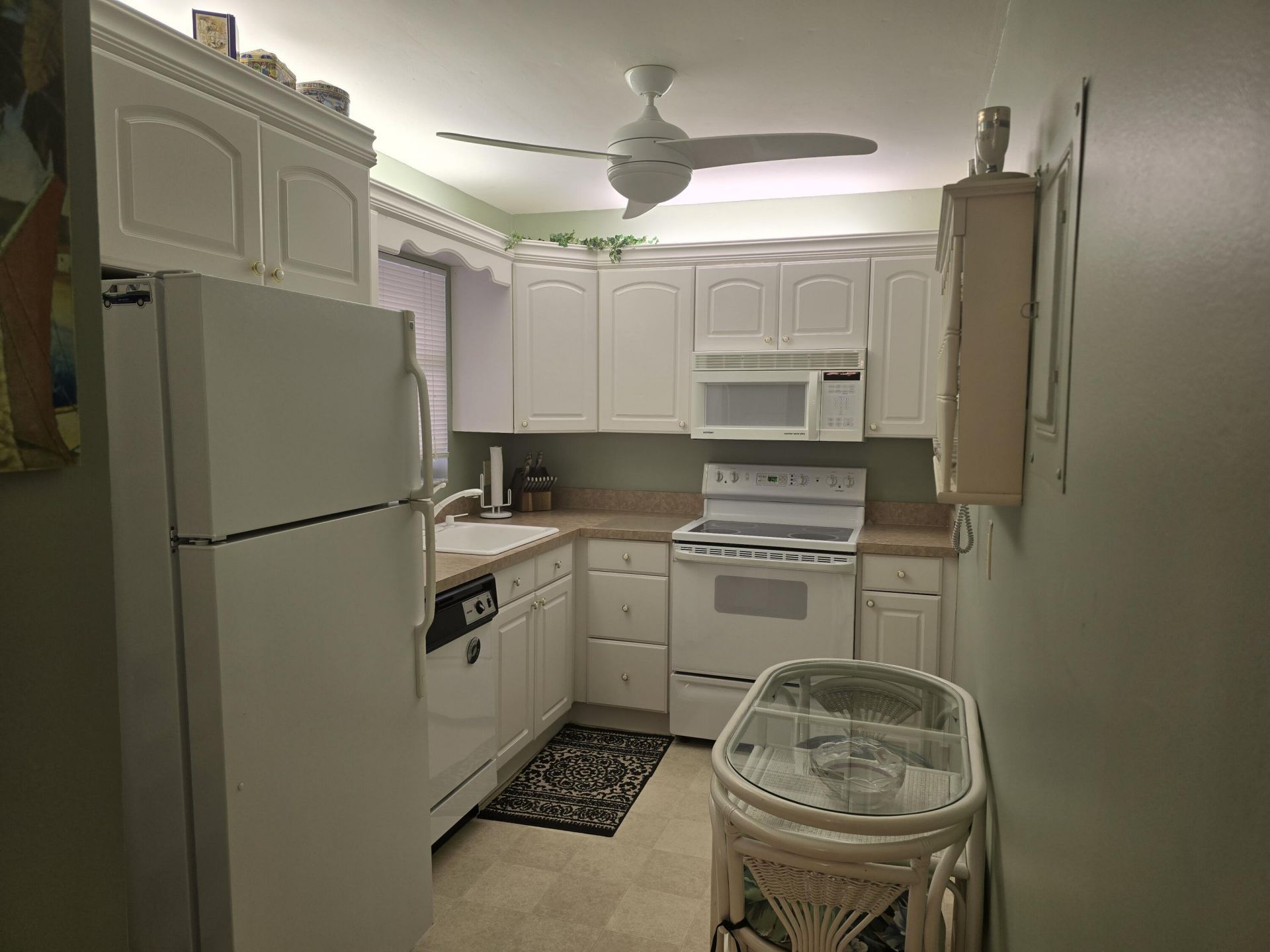 112 Lake Dora Drive, West Palm Beach, FL 33411 Photo