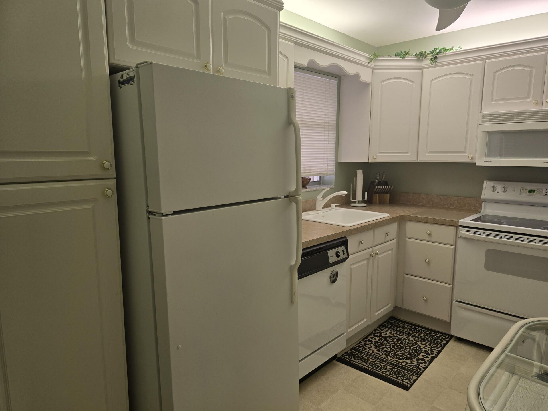 112 Lake Dora Drive, West Palm Beach, FL 33411 Photo