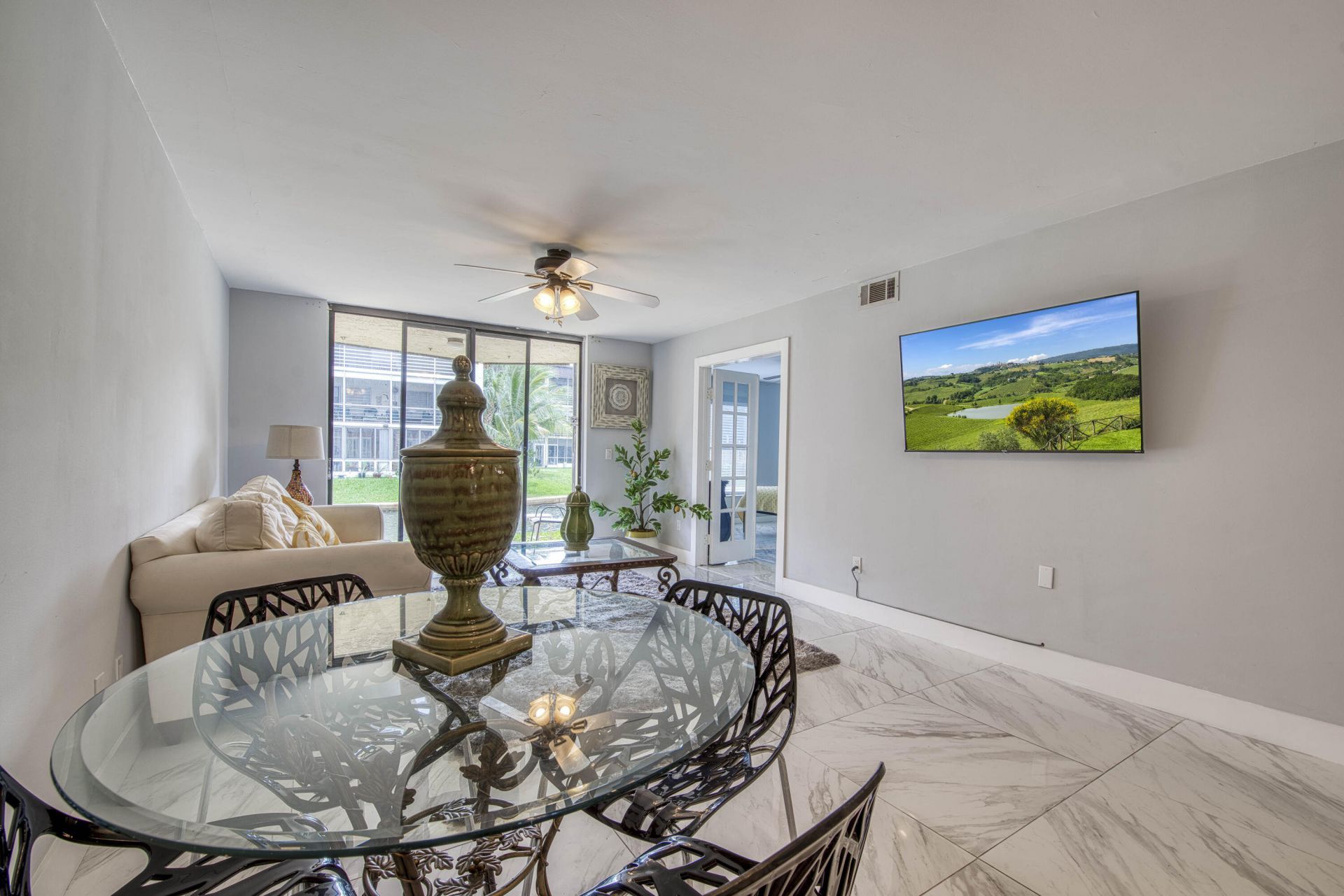 896 N Federal Highway, Unit 128, Lantana, FL 33462 Photo