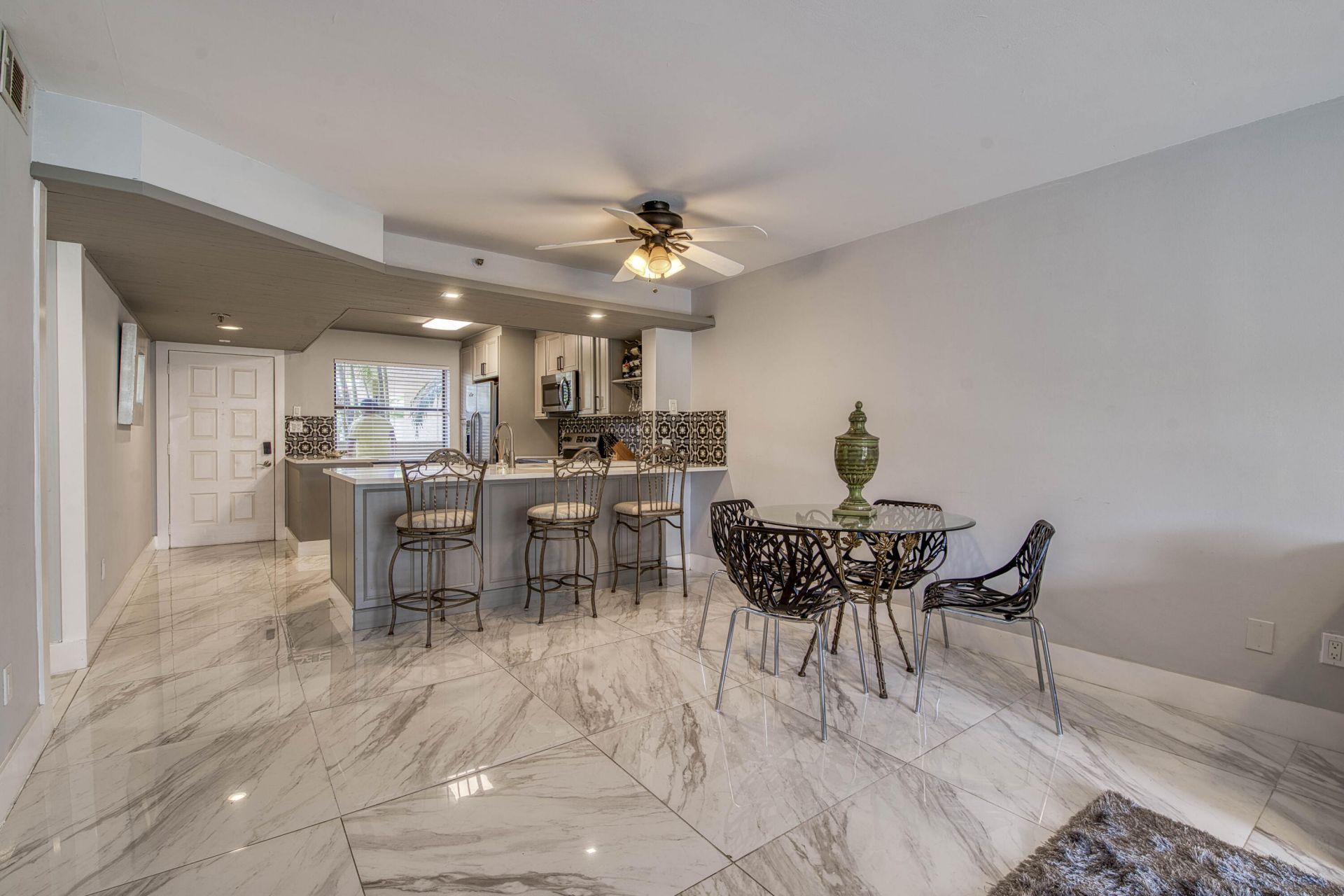 896 N Federal Highway, Unit 128, Lantana, FL 33462 Photo