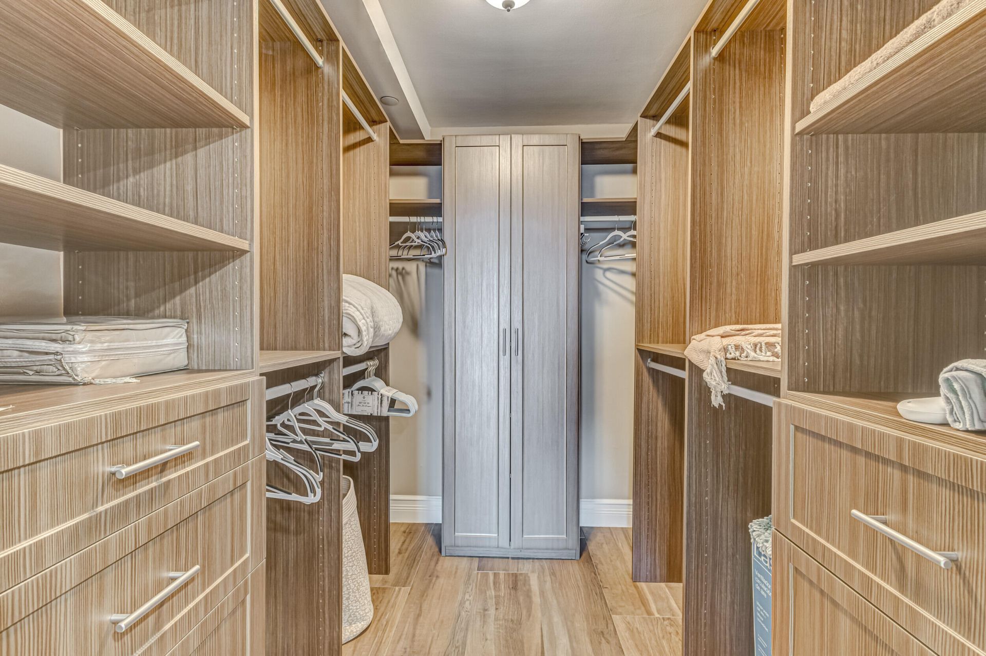 400 Beach Road, Unit 702, Tequesta, FL 33469 Photo