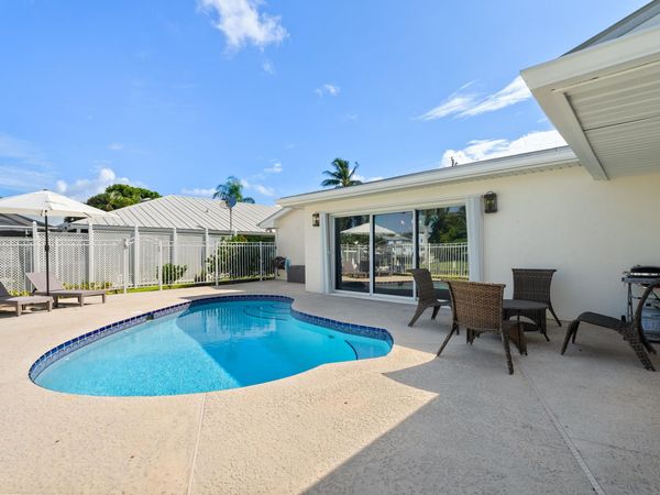 1229 SW Dyer Point Road, Palm City, FL 34990