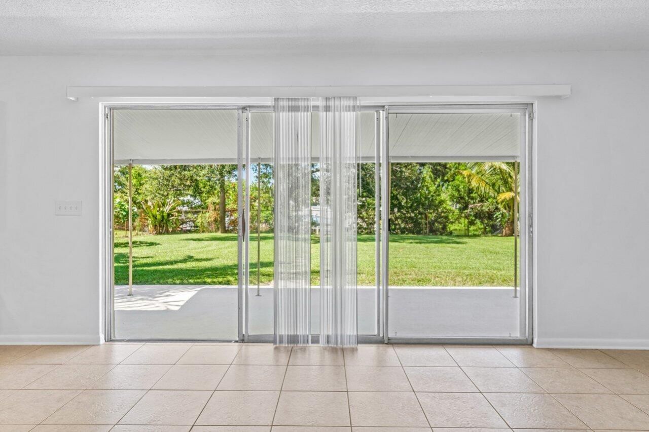 751 Hummingbird Way, Unit 7, North Palm Beach, FL 33408 Photo