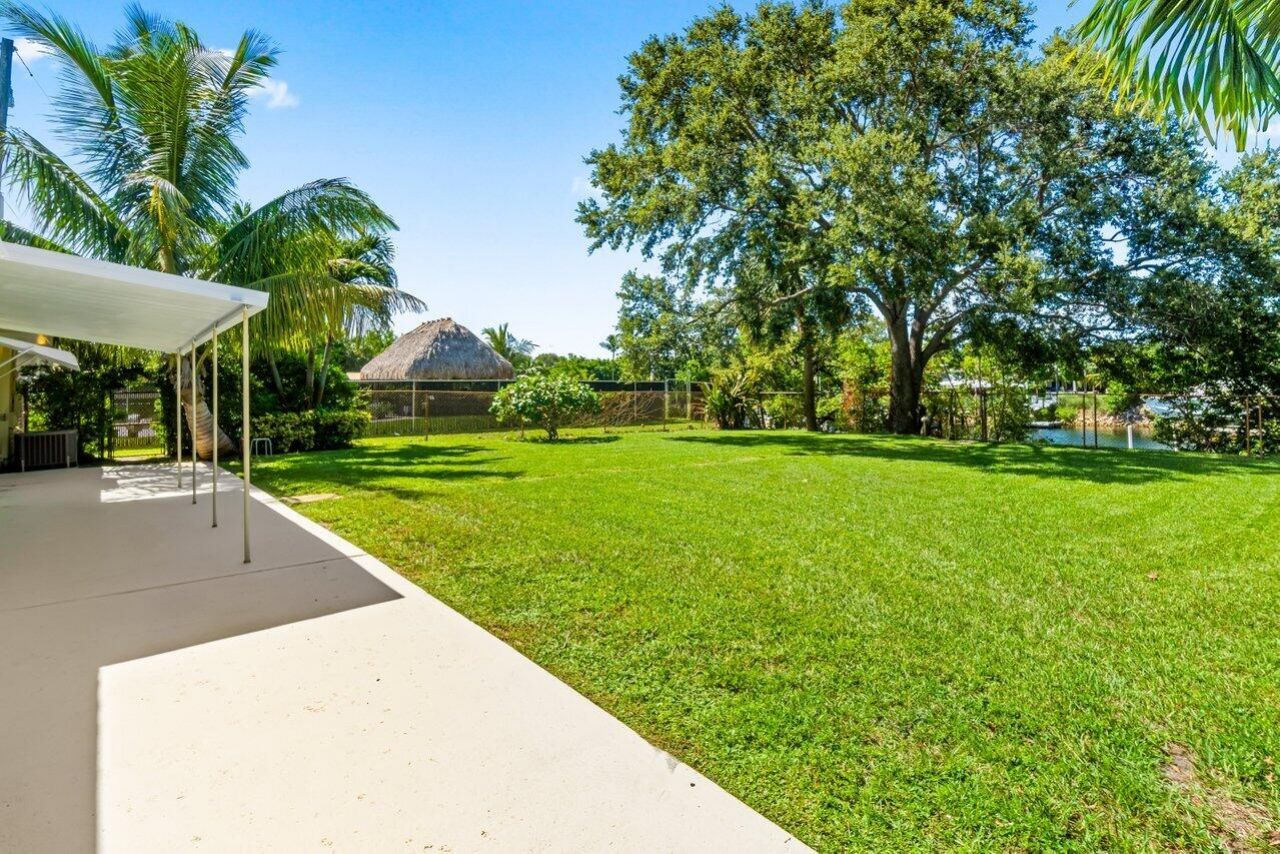 751 Hummingbird Way, Unit 7, North Palm Beach, FL 33408 Photo