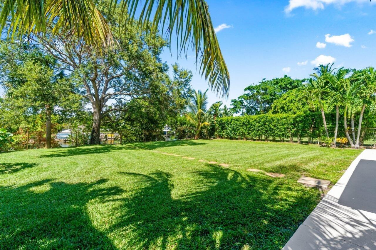 751 Hummingbird Way, Unit 7, North Palm Beach, FL 33408 Photo