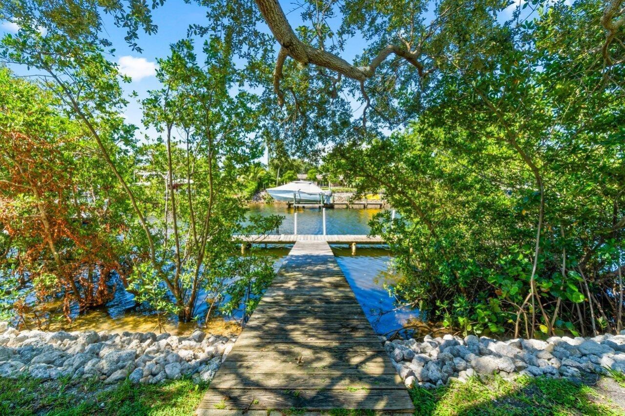 751 Hummingbird Way, Unit 7, North Palm Beach, FL 33408 Photo