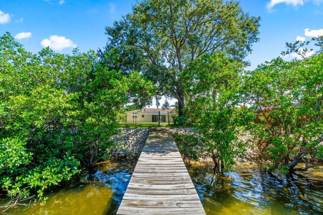 751 Hummingbird Way, Unit 7, North Palm Beach, FL 33408 Photo