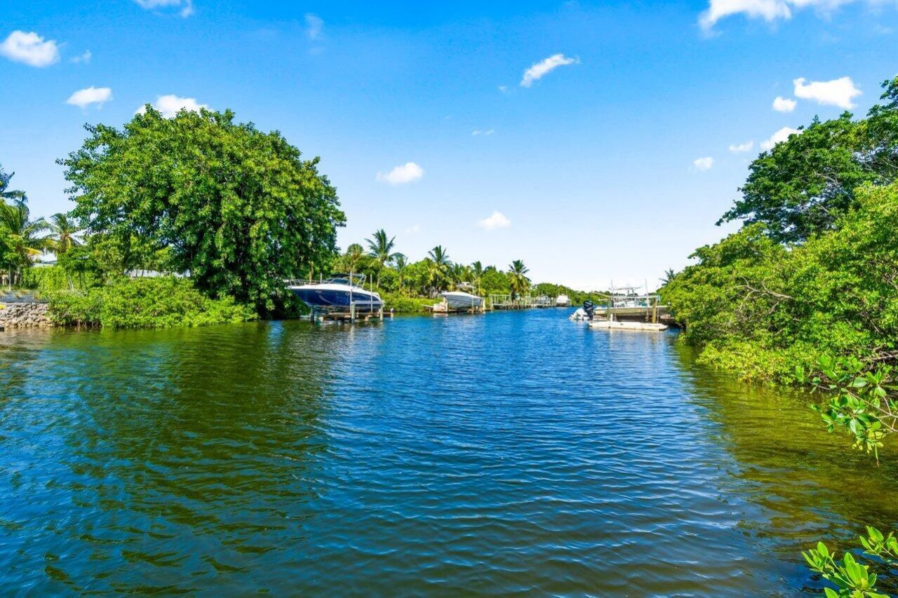 751 Hummingbird Way, Unit 7, North Palm Beach, FL 33408 Photo