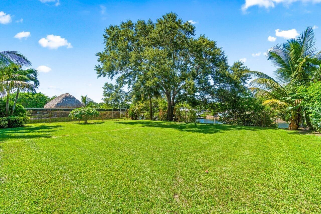 751 Hummingbird Way, Unit 7, North Palm Beach, FL 33408 Photo