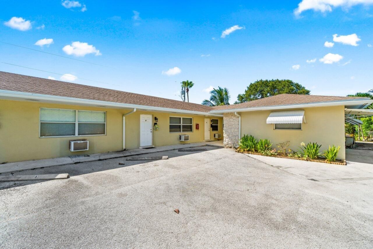 751 Hummingbird Way, Unit 7, North Palm Beach, FL 33408 Photo