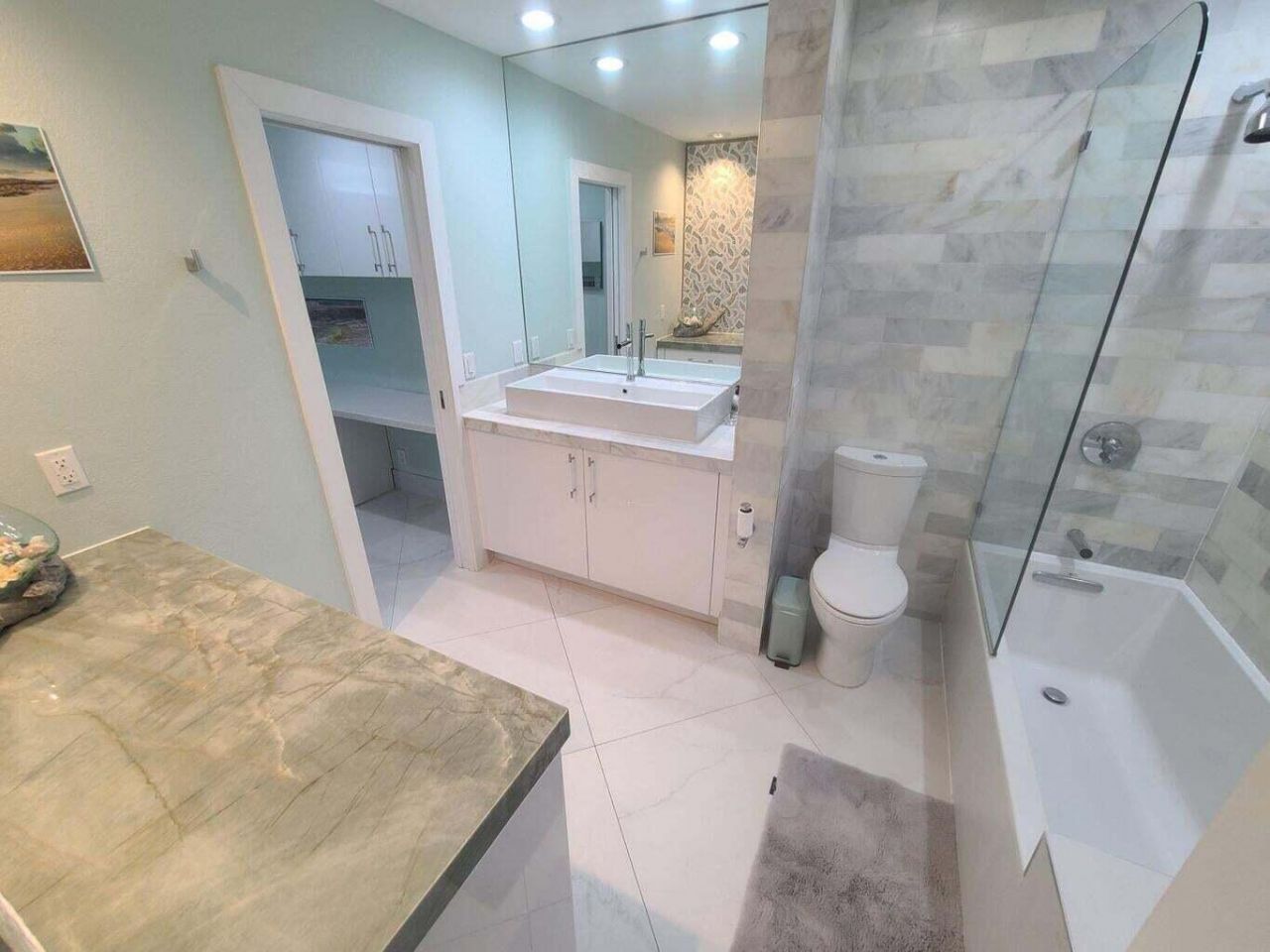 3851 N Ocean Boulevard, Unit 409, Gulf Stream, FL 33483 Photo