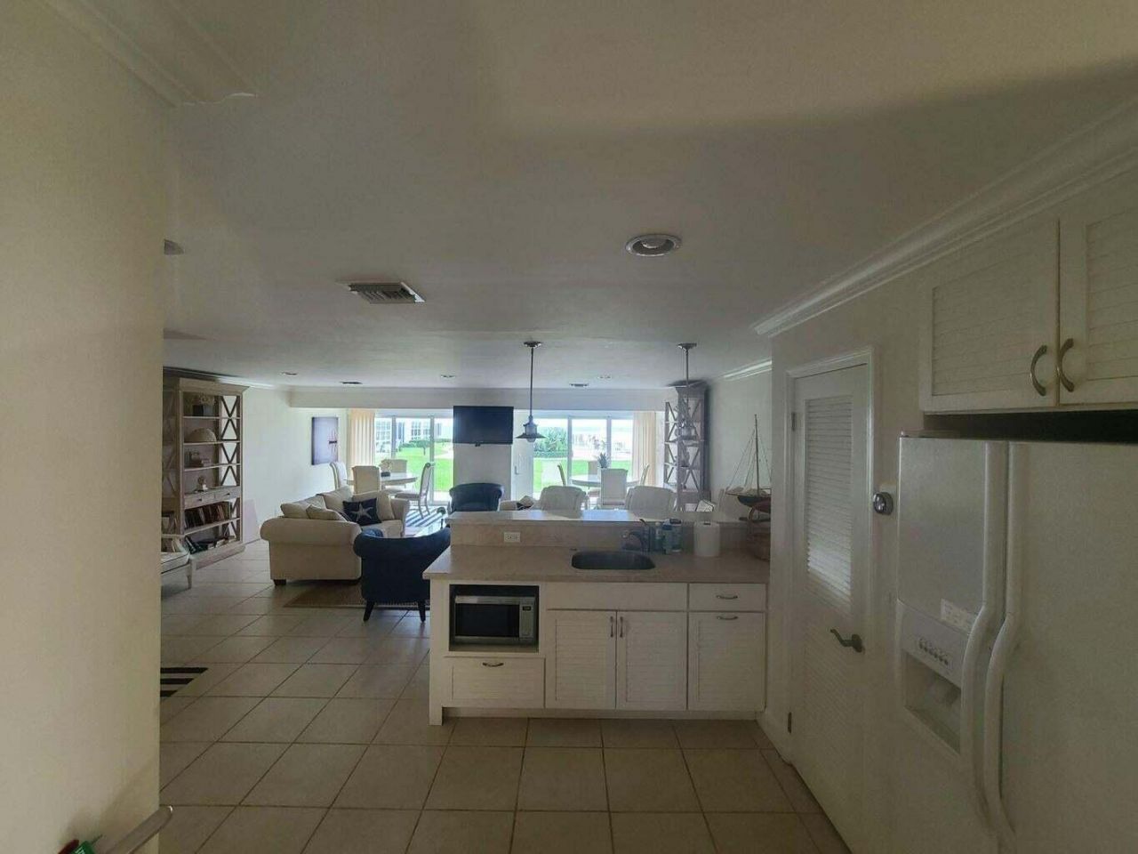 3851 N Ocean Boulevard, Unit 409, Gulf Stream, FL 33483 Photo