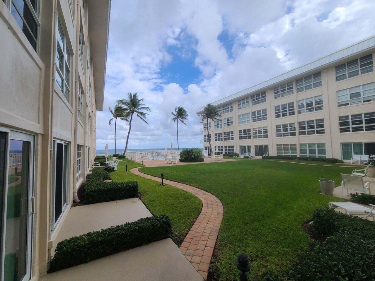 3851 N Ocean Boulevard, Unit 409, Gulf Stream, FL 33483 Photo