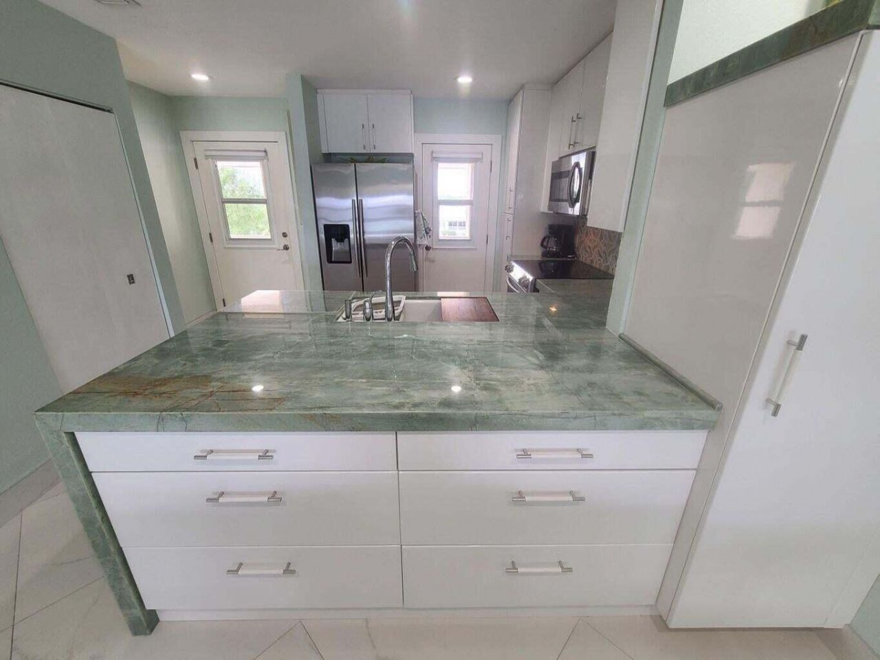 3851 N Ocean Boulevard, Unit 409, Gulf Stream, FL 33483 Photo