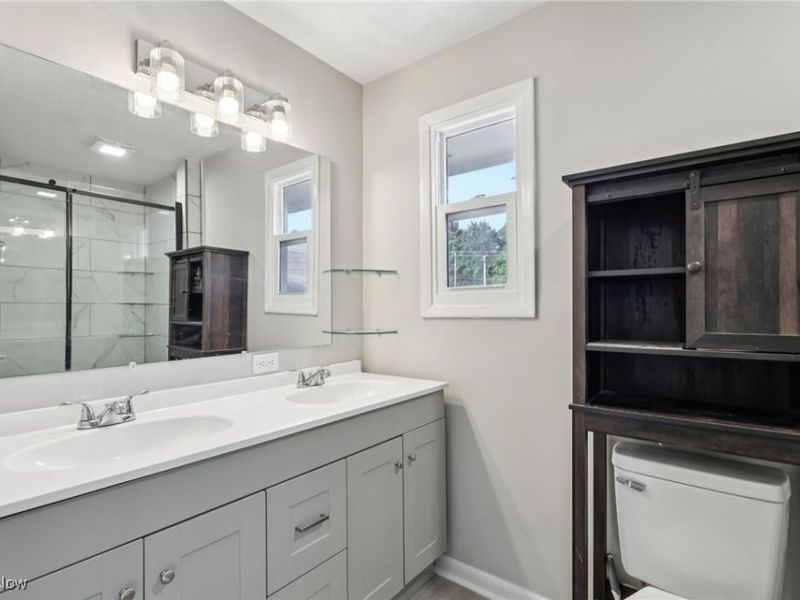 656 W Highland Avenue, Ravenna, OH 44266 Photo 22