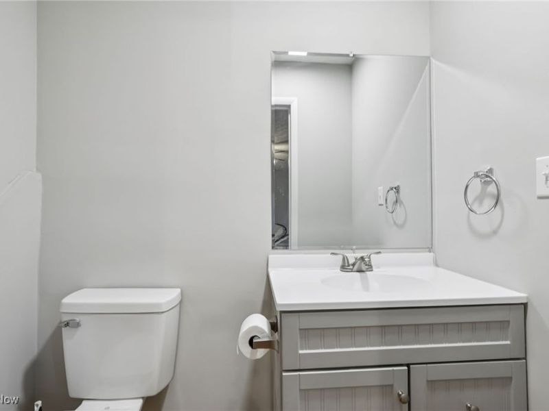 656 W Highland Avenue, Ravenna, OH 44266 Photo 27