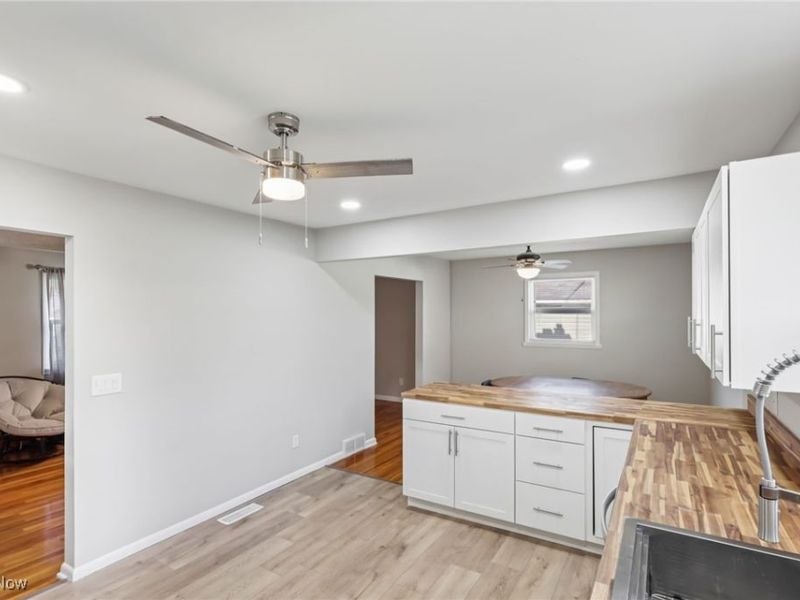 656 W Highland Avenue, Ravenna, OH 44266 Photo 7