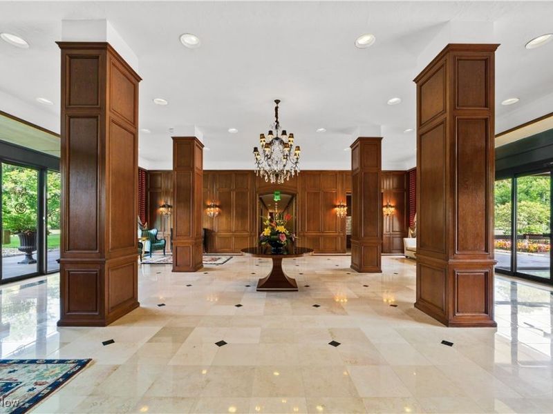 1 Bratenahl Place, Unit 711, Bratenahl, OH 44108 Photo 16