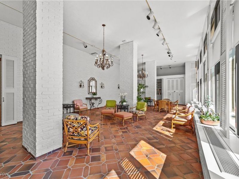 1 Bratenahl Place, Unit 711, Bratenahl, OH 44108 Photo 17