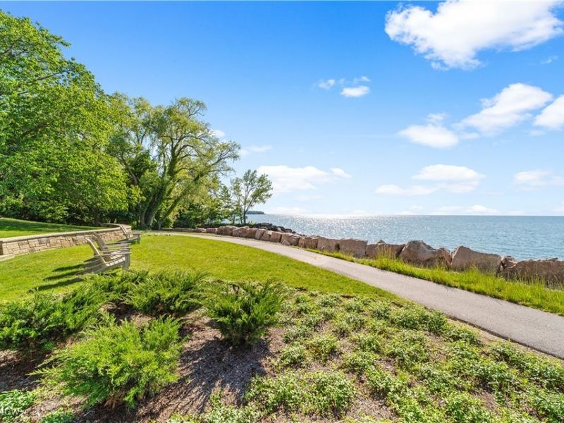 1 Bratenahl Place, Unit 711, Bratenahl, OH 44108 Photo 20