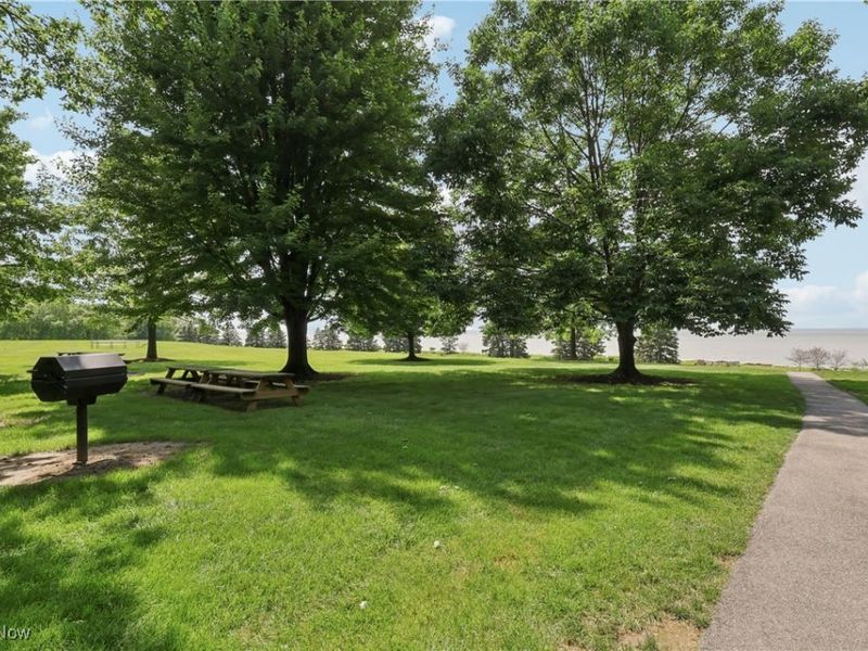 1 Bratenahl Place, Unit 711, Bratenahl, OH 44108 Photo 35