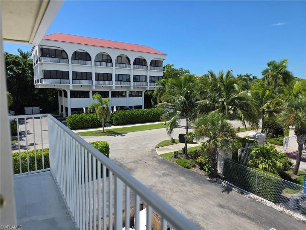 1100 8th Ave S, Unit 305A, Naples, FL 34102 Photo