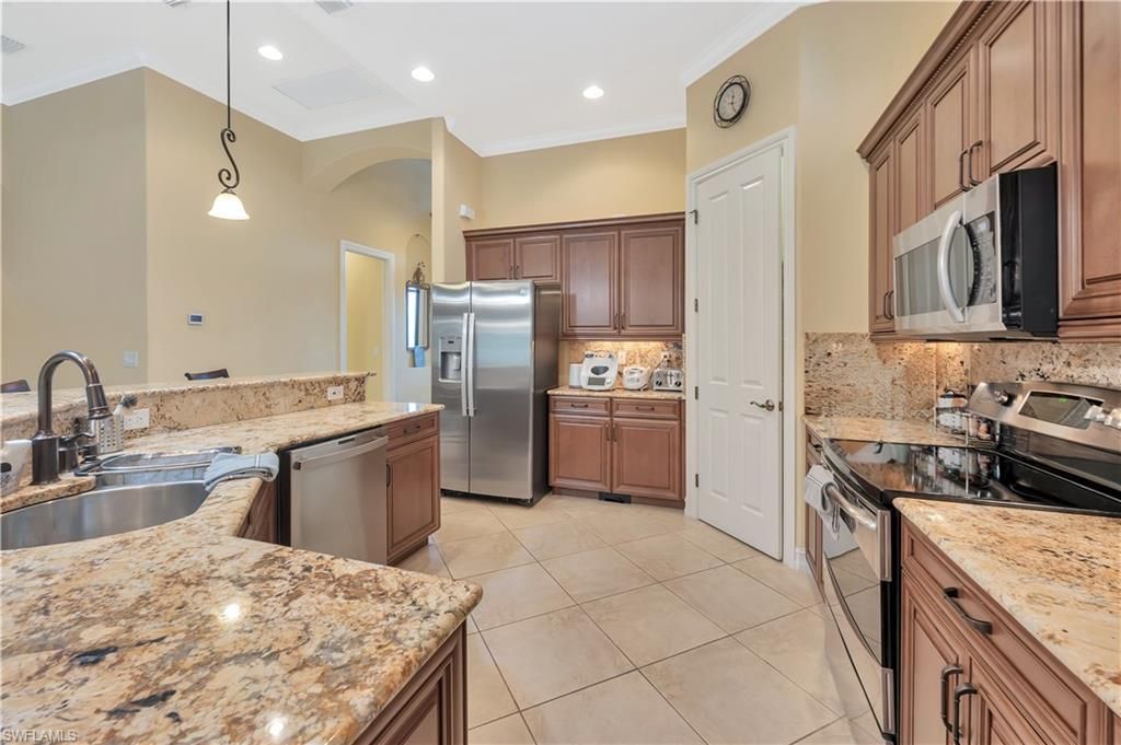 15903 Secoya Reserve Cir, Naples, FL 34110 Photo