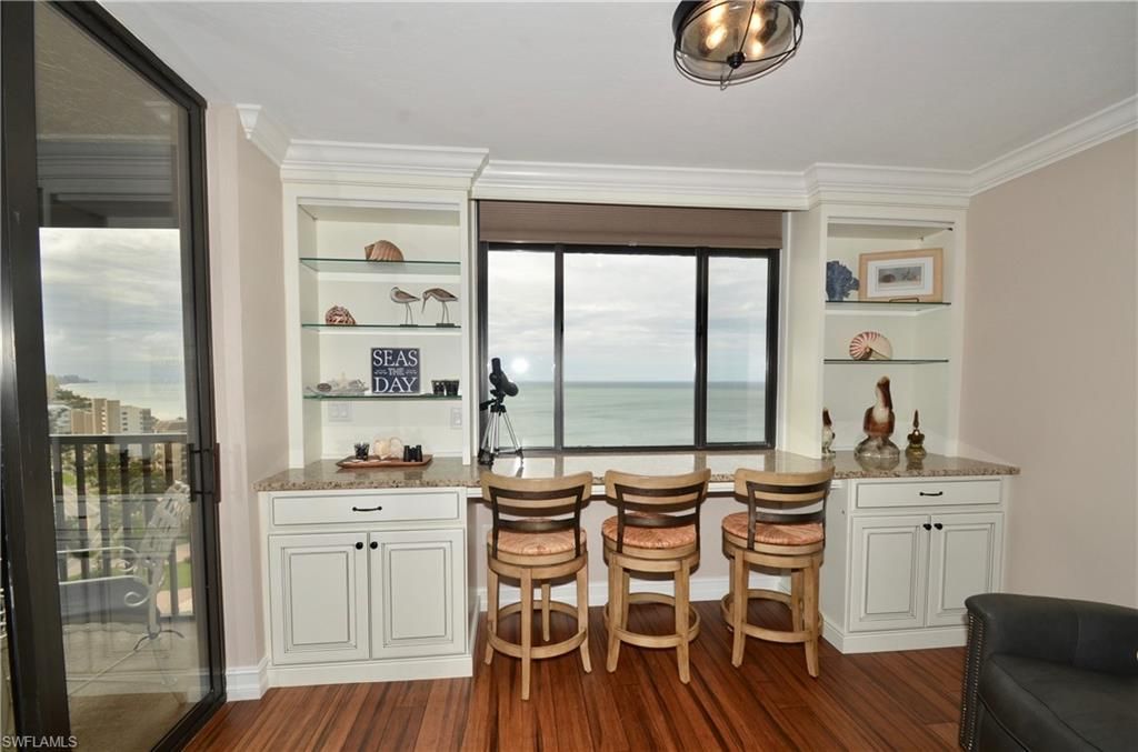 10851 Gulf Shore Dr, Unit 1402, Naples, FL 34108 Photo